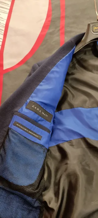 Americana hombre azul y corbata