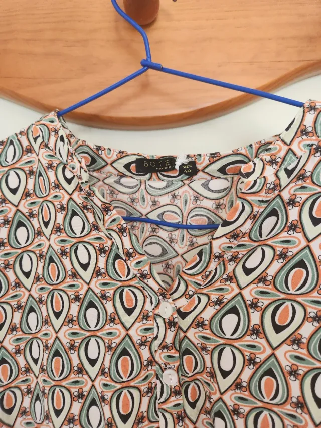 Blusa estampada manga corta