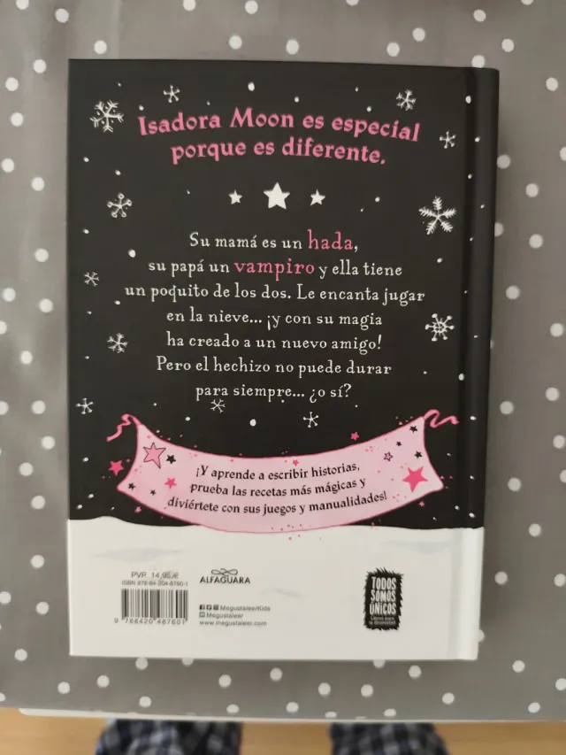 Isadora Moon y el hechizo mágico / Isadora Moon...