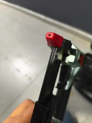 Pistola Clavos UNICAIR NOVA 6/30 Neumática