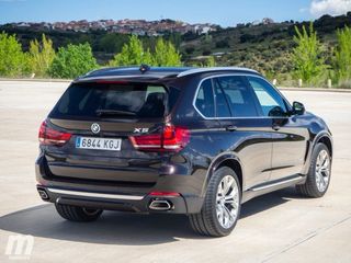 Bandeja Maletero BMW X5 F15 (13-18). Original.