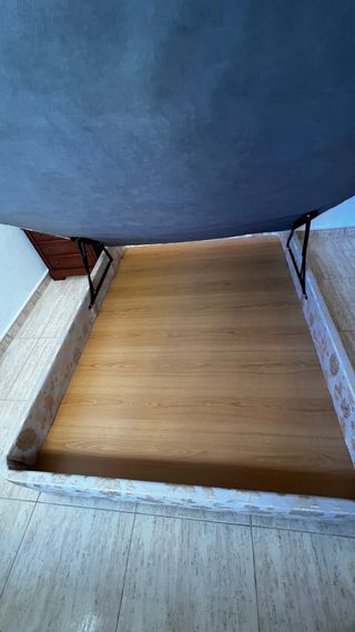 Canapé tapizado 180x135 + Colchón