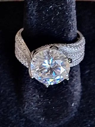 Anillo plata S925 con moissanita 5 kilates, Lujo.