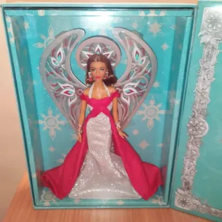 Barbie Holiday Angel 2023, creazione di Bob Mackie e Bill Greening