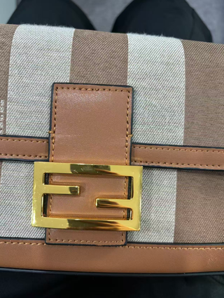 Bolso Fendi Beige y Marrón Rayas