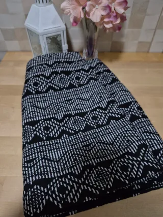 Falda estampado geométrico