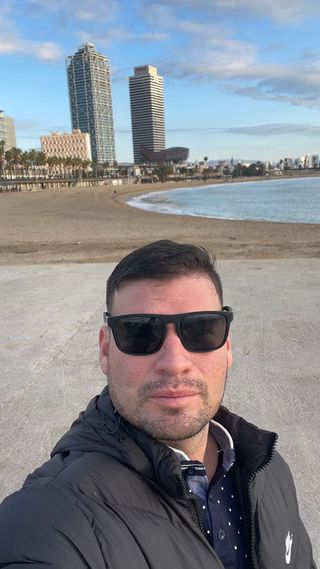 Busco trabajo en restaurantes ayudante y camarero