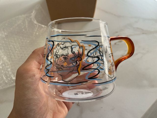 Taza cristal artesana diseño artístico caras chic