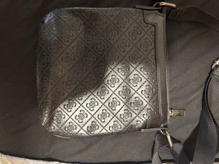 Bolso Guess Negro