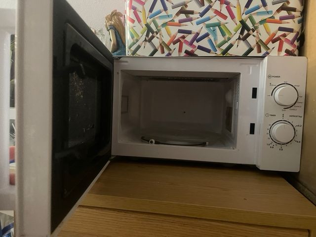 Microondas SAIVOD blanco