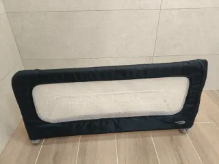 Barrera de Cama Infantil Negra de Jane