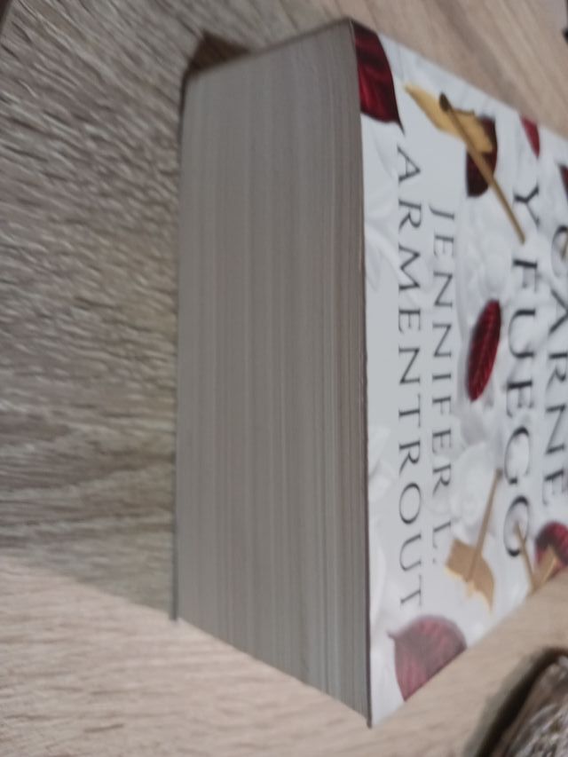 Un reino de carne y fuego (Spanish Edition)