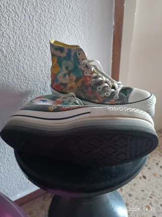 Zapatillas Converse tela suela ancha