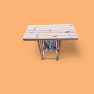 Mesa plegable de madera restaurada