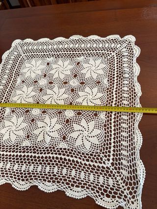 Centrino uncinetto fatto a mano