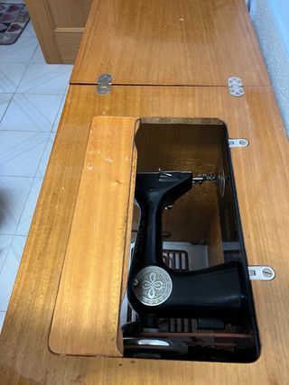 Máquina de coser Sigma antigua
