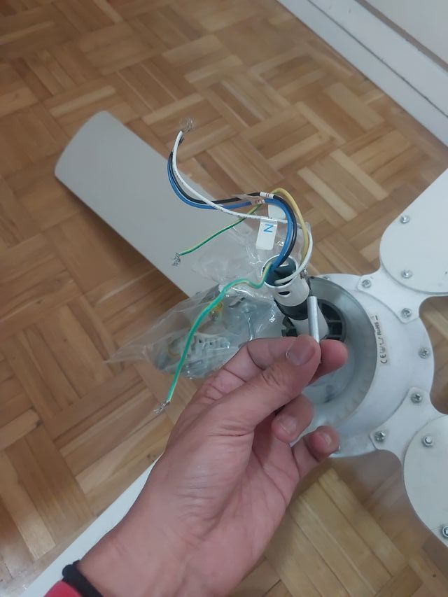 Ventilador lampara de techo blanco