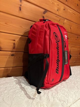 Mochila Bullpadel nueva