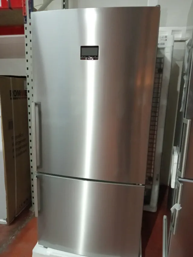 Frigorífico Bosch 86cm x 186cm