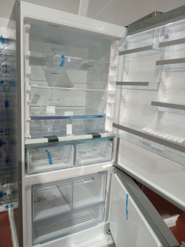 Frigorífico Bosch 86cm x 186cm