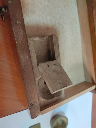 Balanza antigua estilo Trebuchet