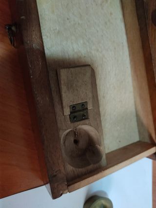 Balanza antigua estilo Trebuchet