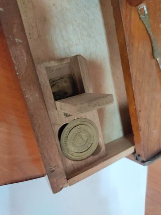 Balanza antigua estilo Trebuchet