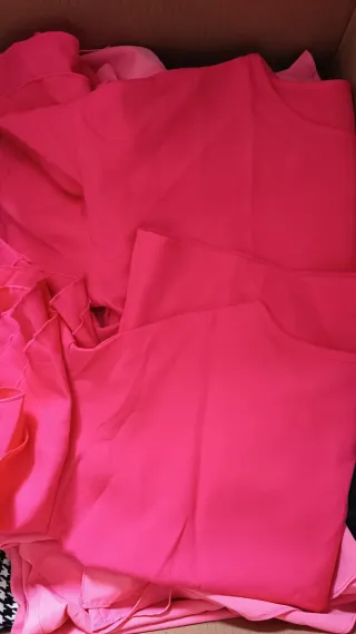 Lote N°3 Ropa nueva Talla S, M, 71 prendas a 1€