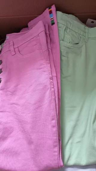 Lote N°3 Ropa nueva Talla S, M, 71 prendas a 1€