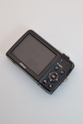 Cámara Nikon Coolpix L23
