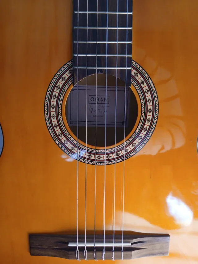 Guitarra Clásica OQAN QGC-15GB