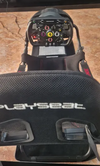 Cockpit Simulación Thrustmaster
