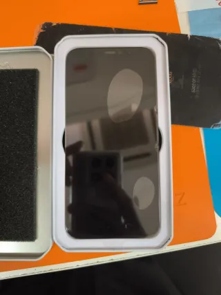 Schermo e lettore SIM per iPhone 12