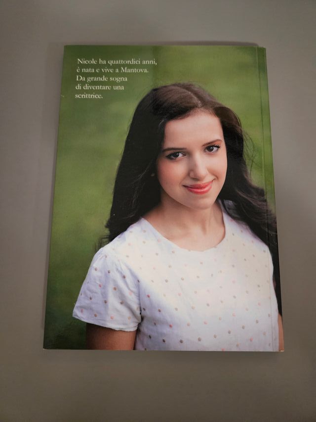 In viaggio (senza biglietto). Un'adolescente al...