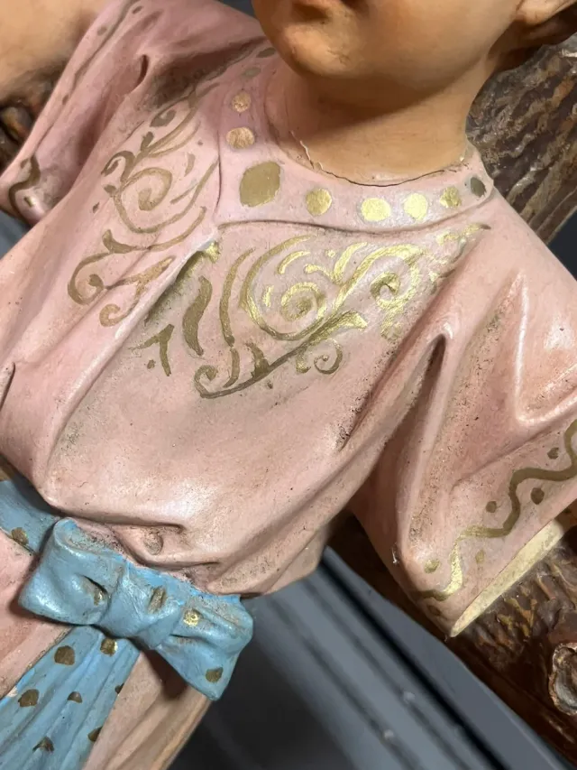 Niño Jesús en la Cruz