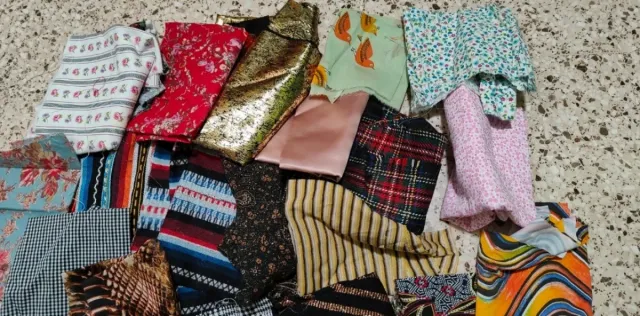 Lote telas para vestidos  muñeca nancy