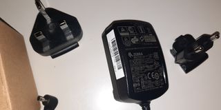 Zebra AC Power Supply 5.2V DC 1.1A Nuovo PWR-WUA5V