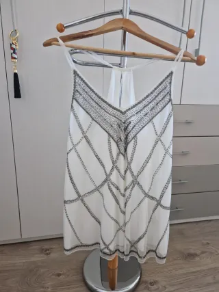 Vestido tirantes plateado y blanco