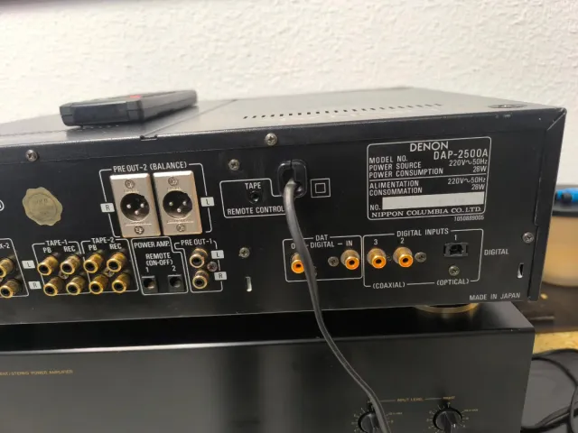 Preamplificador Denon DAP-2500A