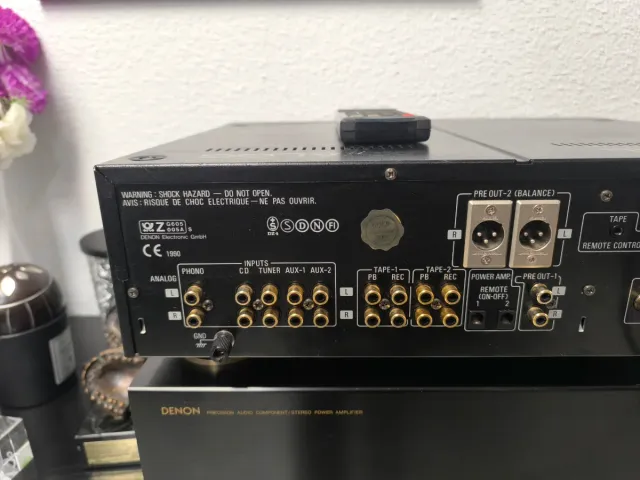 Preamplificador Denon DAP-2500A