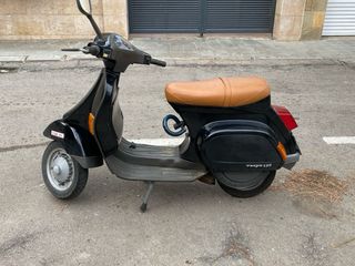 Vespa Negra