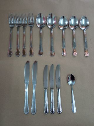 SET DI 15 POSATE ASSORTITE