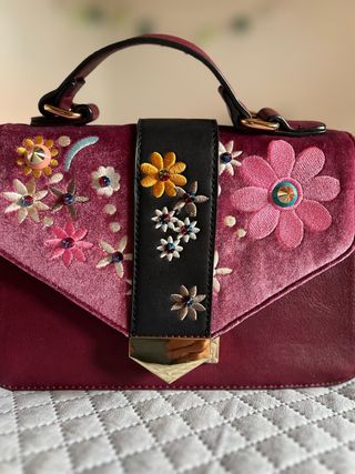 Bolso fiesta elegante bordado flores