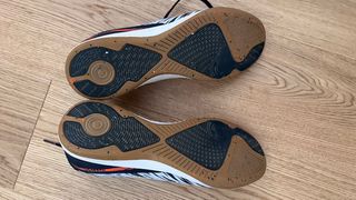 Zapatillas Fútbol Sala Blancas y Negras