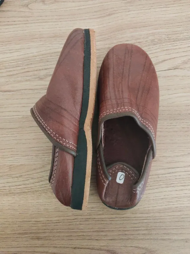 Zapatillas niño marrones
