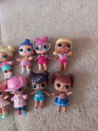 Lote de 26 Muñecas LOL