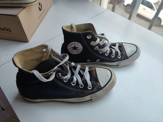 Converse negras altas