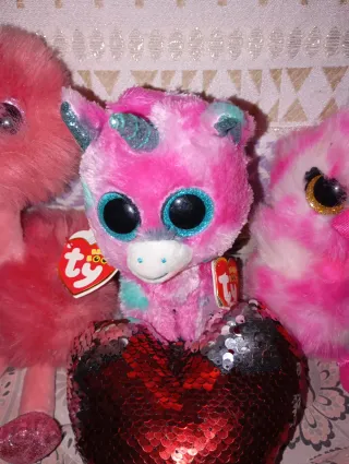 ( NUEVO ) Lote 3 peluches TY + corazón
