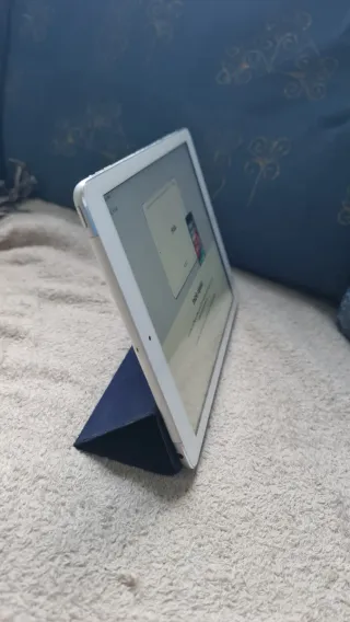 Apple iPad Air 16GB Plata