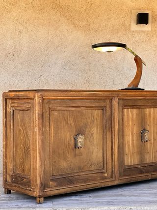 Pareja de mostradores antiguos. Cajonera de madera